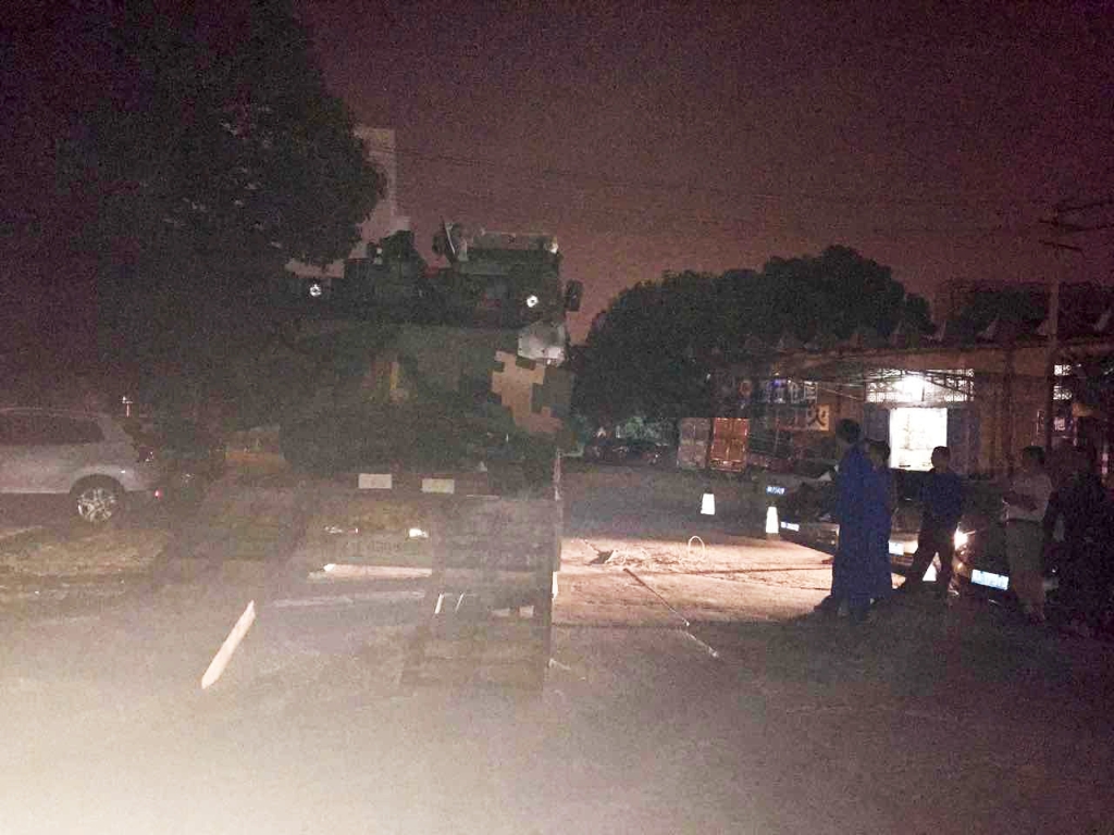 九游网页版智能SW2105工程车顺利交付部队