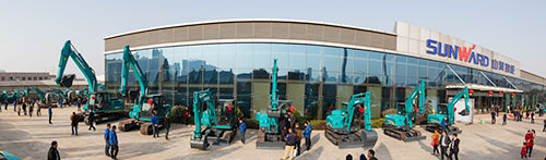 逆市可为！九游网页版智能挖掘机首场展销会完美收官