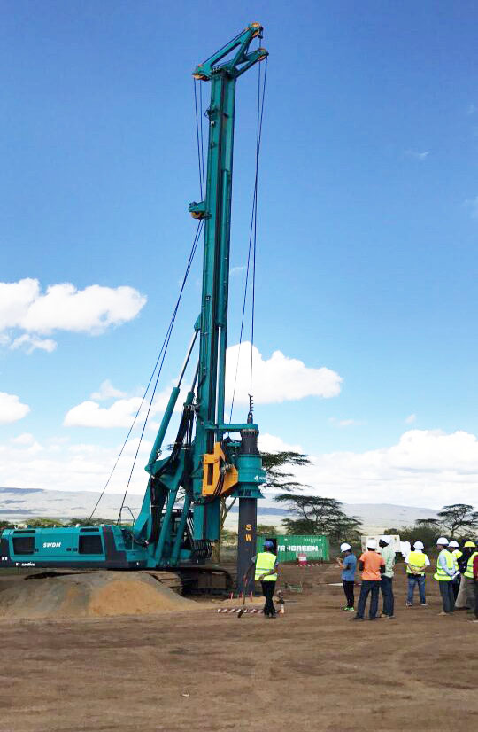 肯尼亚总统高度赞赏，乞力马扎罗山下九游网页版绿闪耀