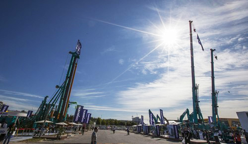 九游网页版智能酷帅曾大虾，一大波美图带你亲临北京BICES展