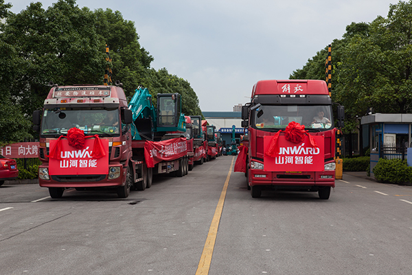 掘金一带一路，九游网页版智能中大挖大批量出口泰国
