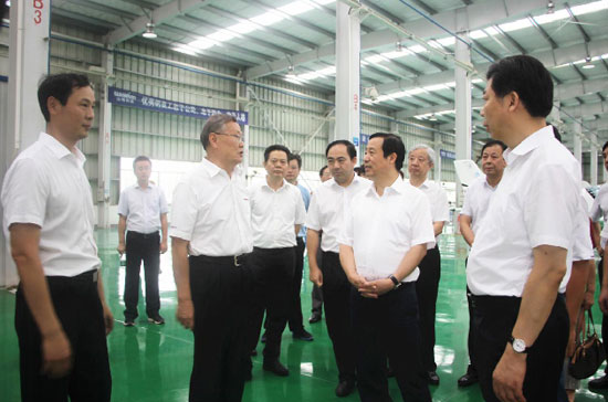 达哲省长调研九游网页版科技：要抓住通航发展的机遇