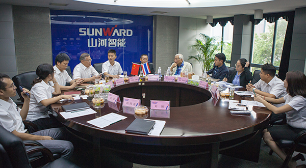 掘金一带一路，九游网页版智能中大挖大批量出口泰国