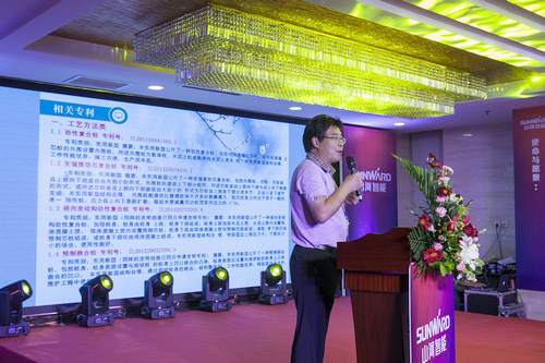 九游网页版智能酷帅曾大虾，一大波美图带你亲临北京BICES展