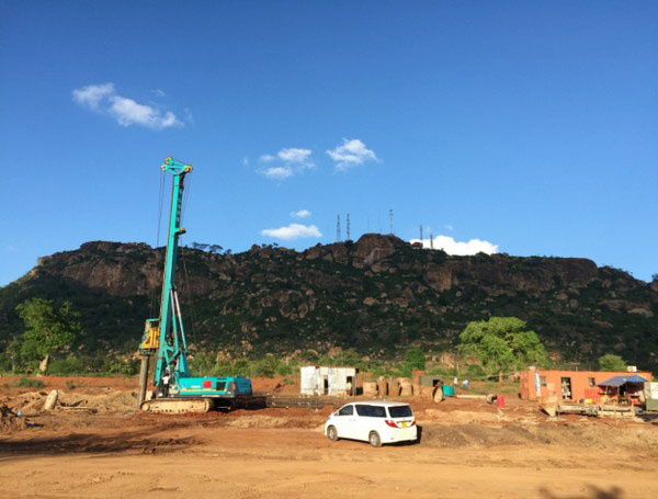 肯尼亚总统高度赞赏，乞力马扎罗山下九游网页版绿闪耀