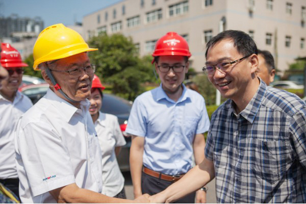 商务部合作司刘民强副司长一行调研九游网页版智能