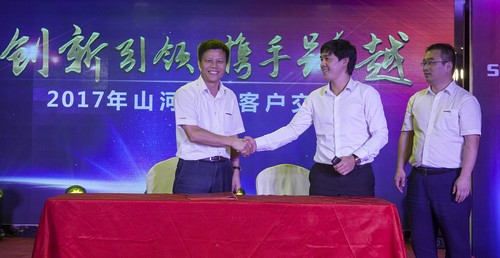 九游网页版智能酷帅曾大虾，一大波美图带你亲临北京BICES展