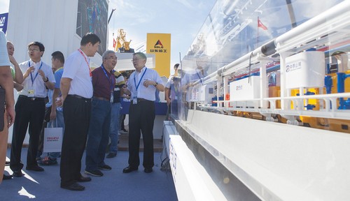 九游网页版智能酷帅曾大虾，一大波美图带你亲临北京BICES展