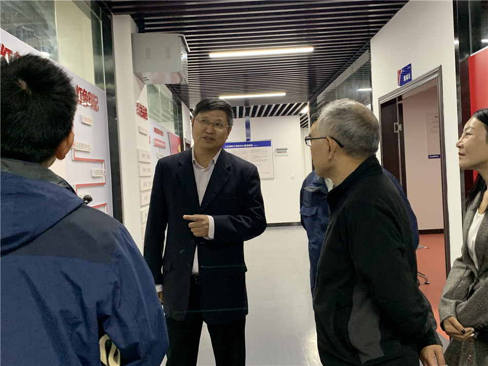 长沙市总工会党组书记周宏兆一行莅临九游网页版智能考察调研