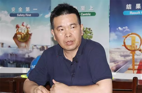 15年3万小时！九游网页版智能元老级潜孔钻机“雄风”依旧