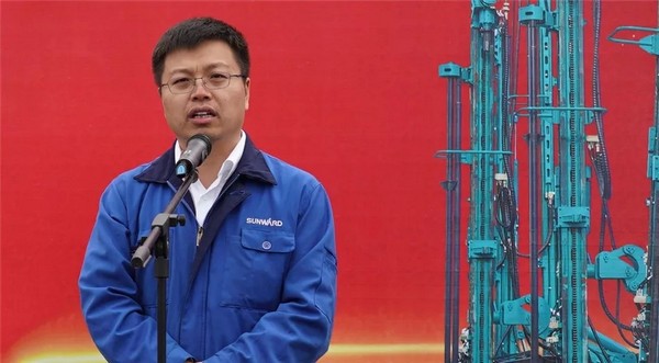 进军南非高端矿山市场！九游网页版智能凿岩设备批量发车