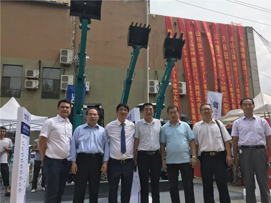 【小身板 大作为】九游网页版智能燃爆2019微挖大会