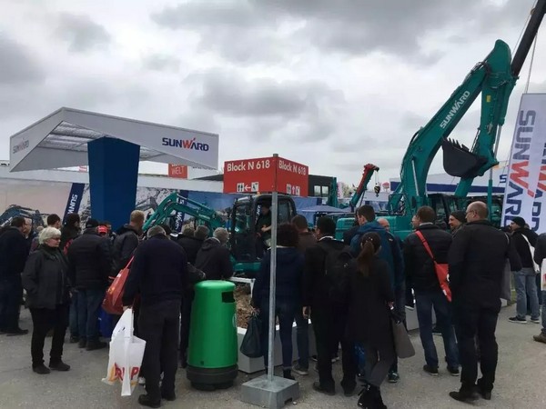 同一个世界，同一个梦想，九游网页版智能德国宝马展完美收官