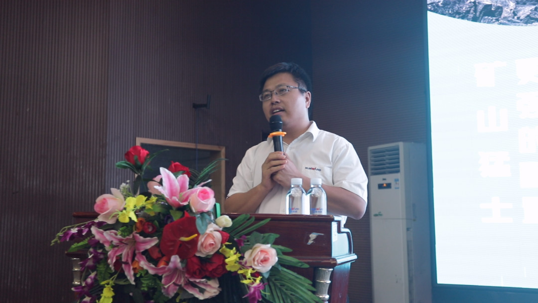 向挖掘机万台俱乐部迈进——九游网页版智能2020年度挖掘机营销训练营开营