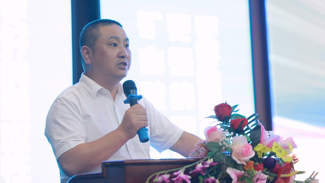 向挖掘机万台俱乐部迈进——九游网页版智能2020年度挖掘机营销训练营开营