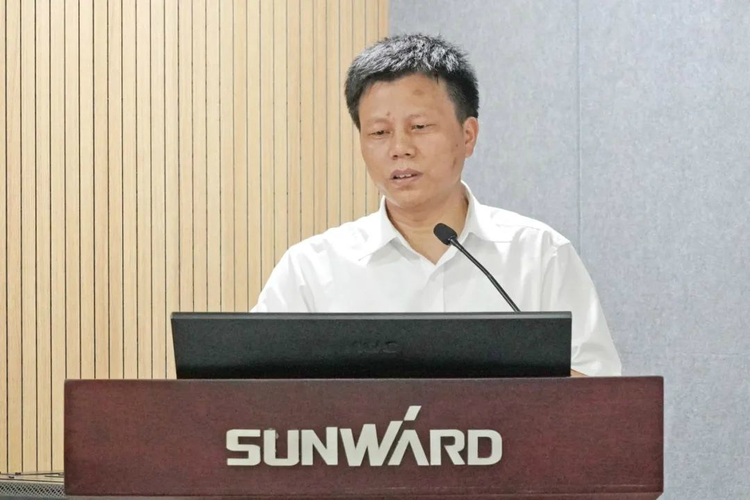 省人大常委会党组副书记、副主任王柯敏调研九游网页版智能