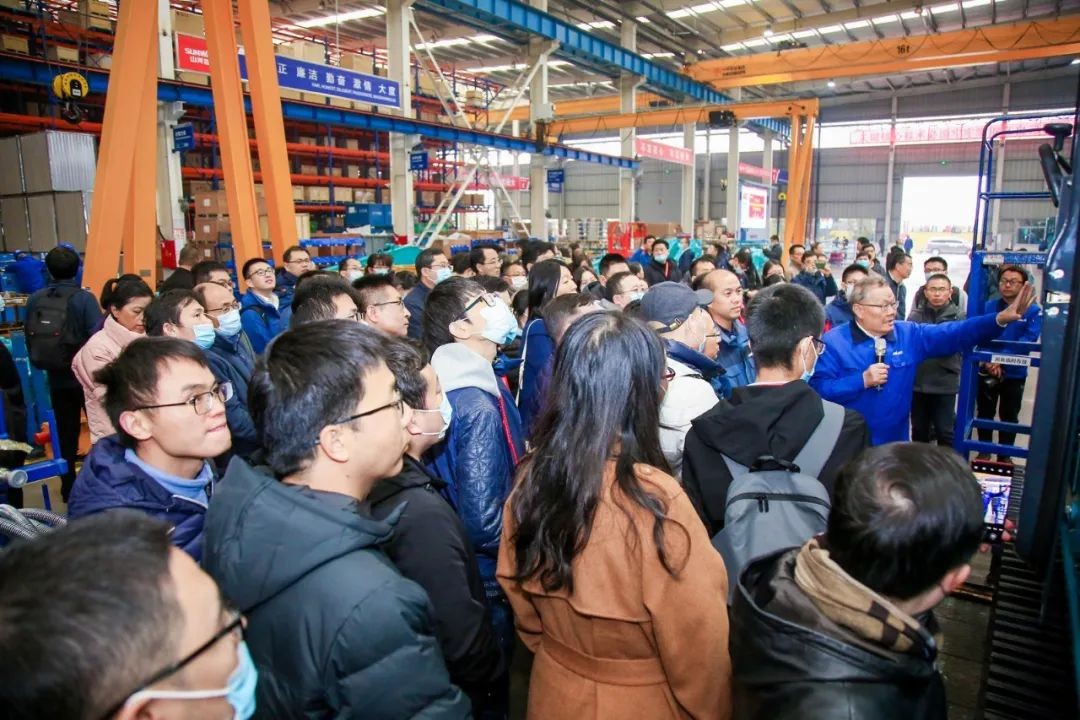 2020航天先进制造技术国际研讨会代表团考察九游网页版智能