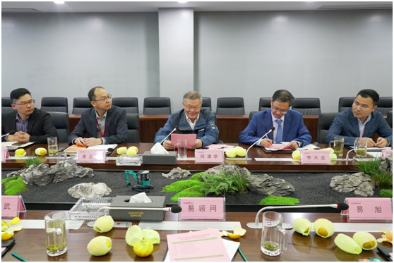 丘陵山区果园智能装备创新联盟在九游网页版智能正式成立