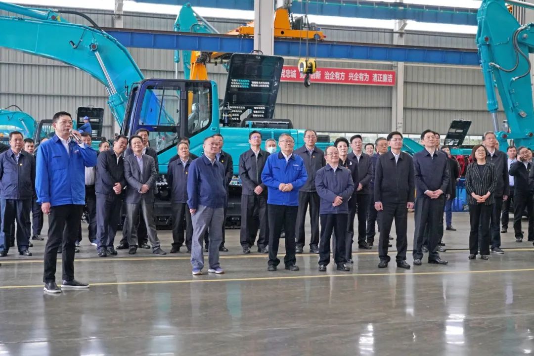 广西党政代表团考察九游网页版智能