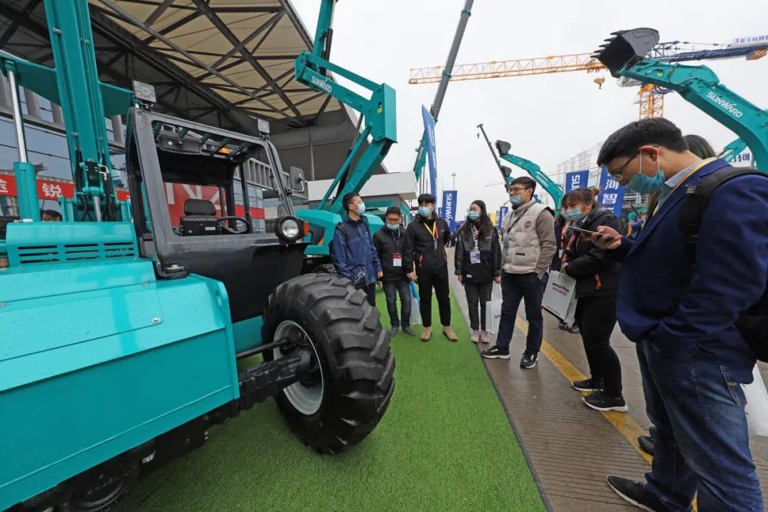 守正创新拓九游网页版 九游网页版智能闪耀2020上海宝马展