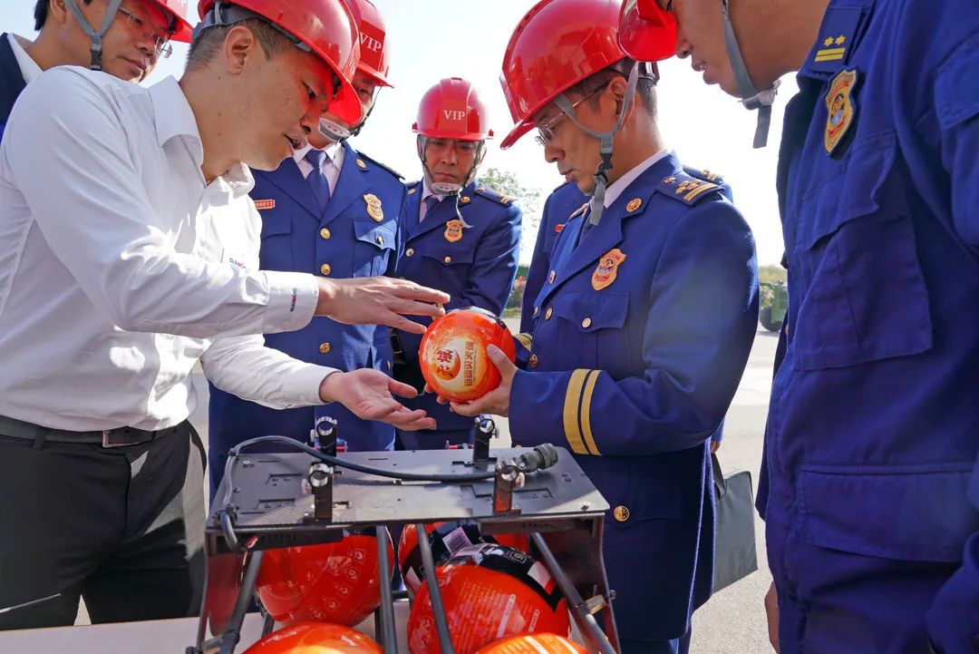 考察无人化装备 高宁宇到访九游网页版智能