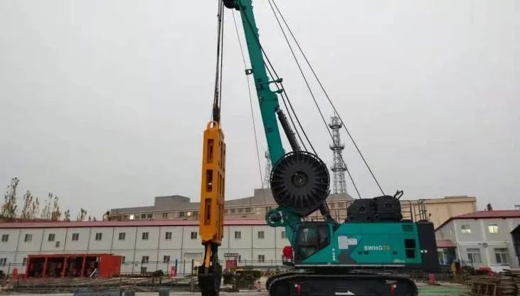 九游网页版智能液压抓斗津门初显功