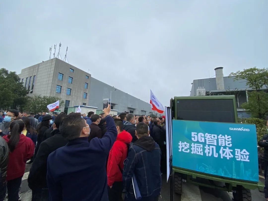 沸腾九游网页版！宝马展收官之日订单破十亿