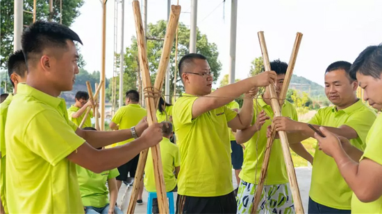 【夯基础 强执行 跨高度】2019九游网页版智能挖掘机营销公司拓展训练营顺利开展