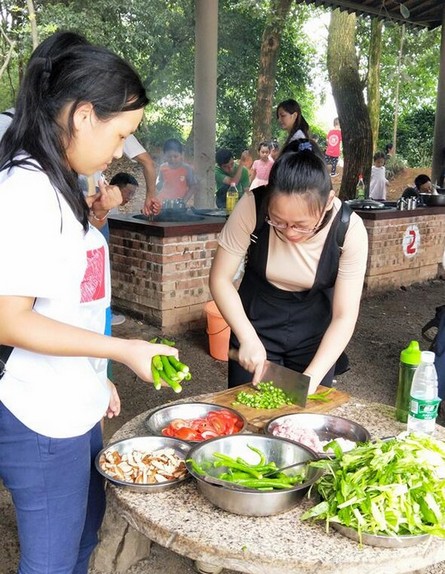 大手牵小手·“顽”转六一，九游网页版智能首次六一亲子主题活动圆满举行